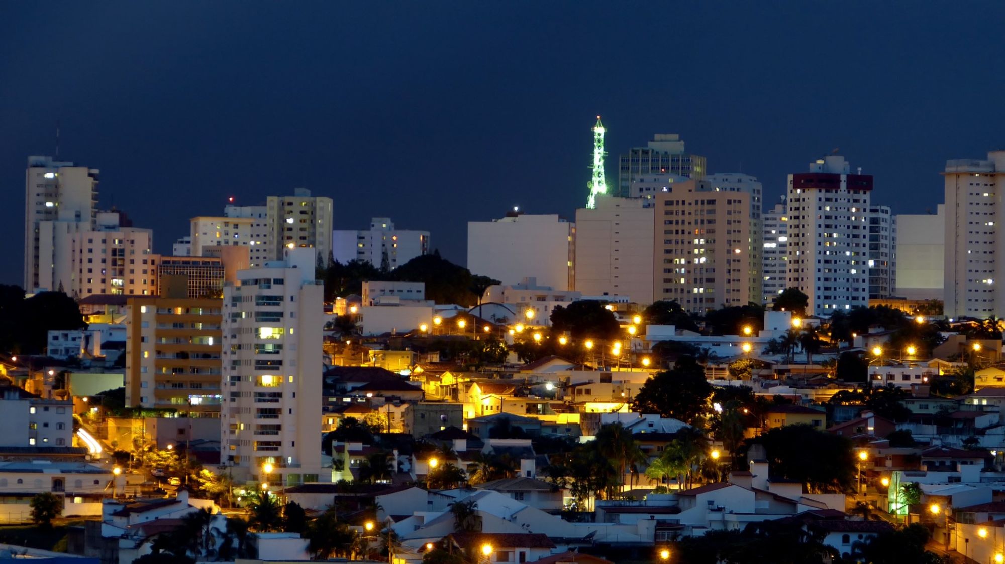 Uberlândia Airport (UDI) station au sein de Uberlandia, Brazil