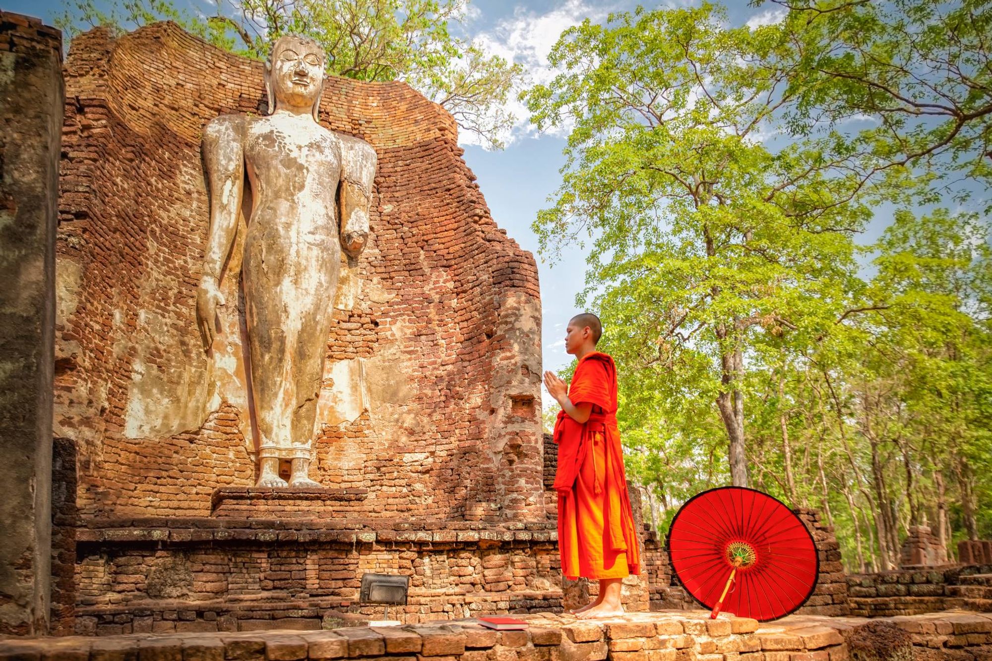 ฉากหลังที่มีเสน่ห์ของใจกลางเมือง Kamphaeng Phet