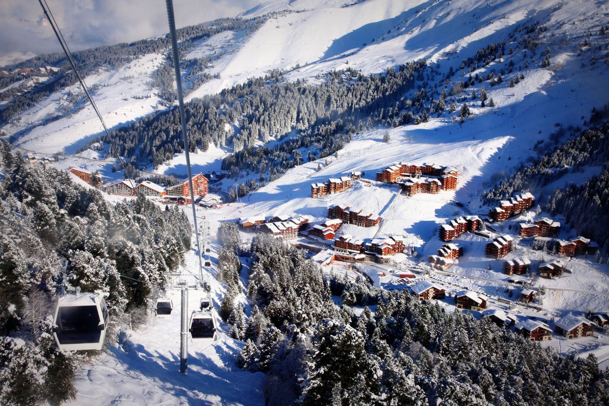 Mussillon Bus Stop 车站位于 Meribel, France