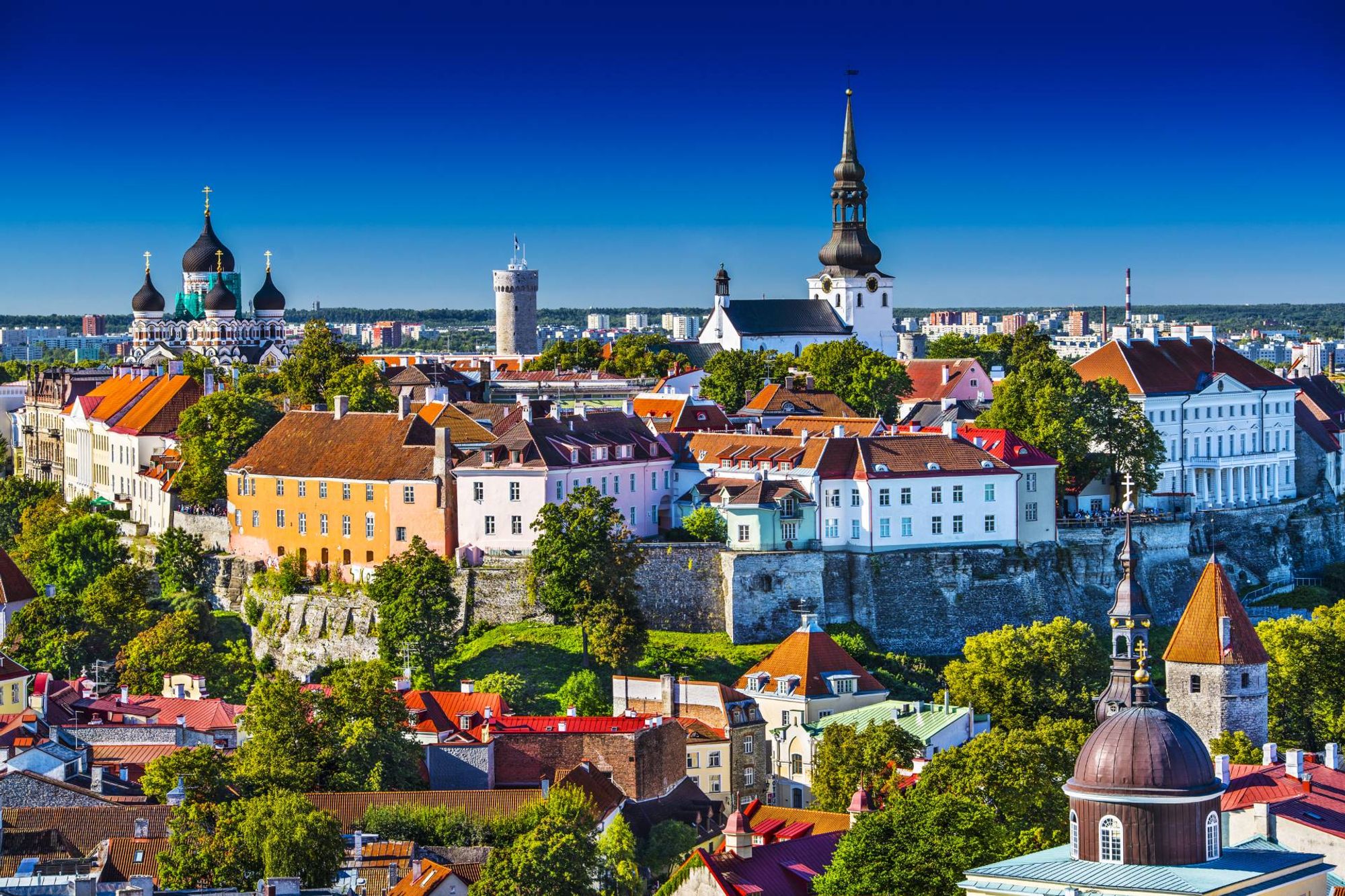 Tallinn Port 駅内 Tallinn, Estonia