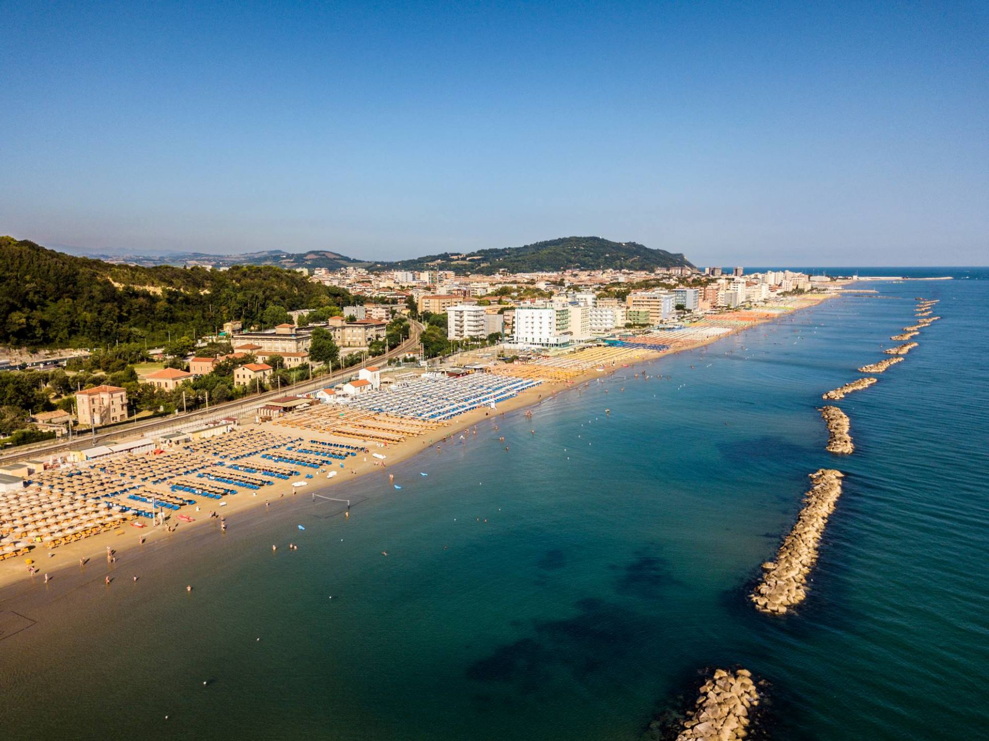 Eine bezaubernde Szenerie vom Zentrum aus Pesaro