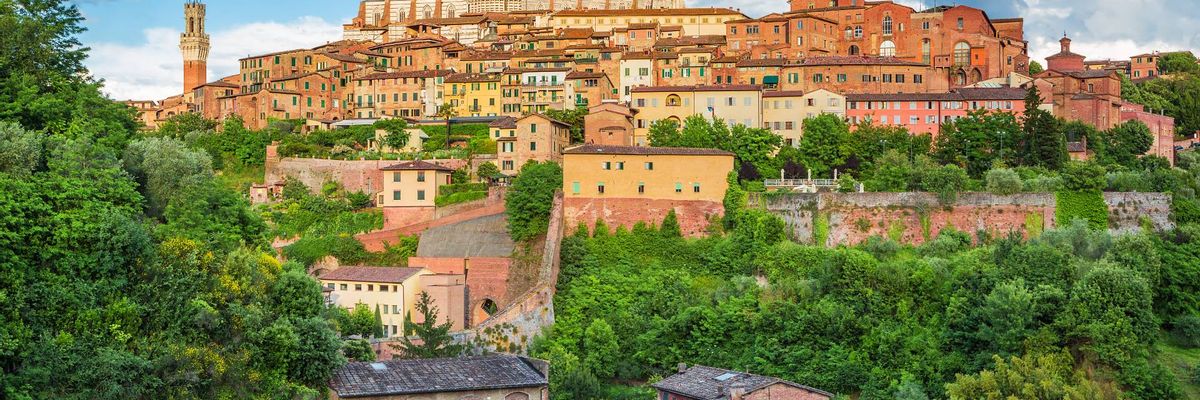 Eine schöne Aussicht vom Zentrum aus Siena