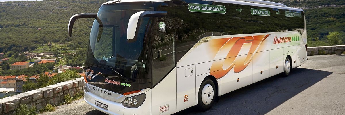Autotrans by Arriva bringing passengers to their travel destination