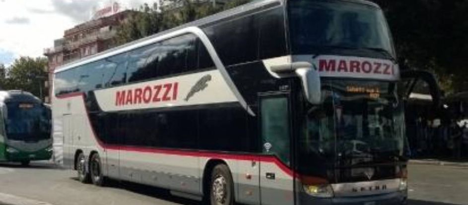Pugliairbus (Marozzi) llevar a los pasajeros a su destino de viaje