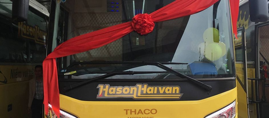 Ha Son Hai Van bringing passengers to their travel destination