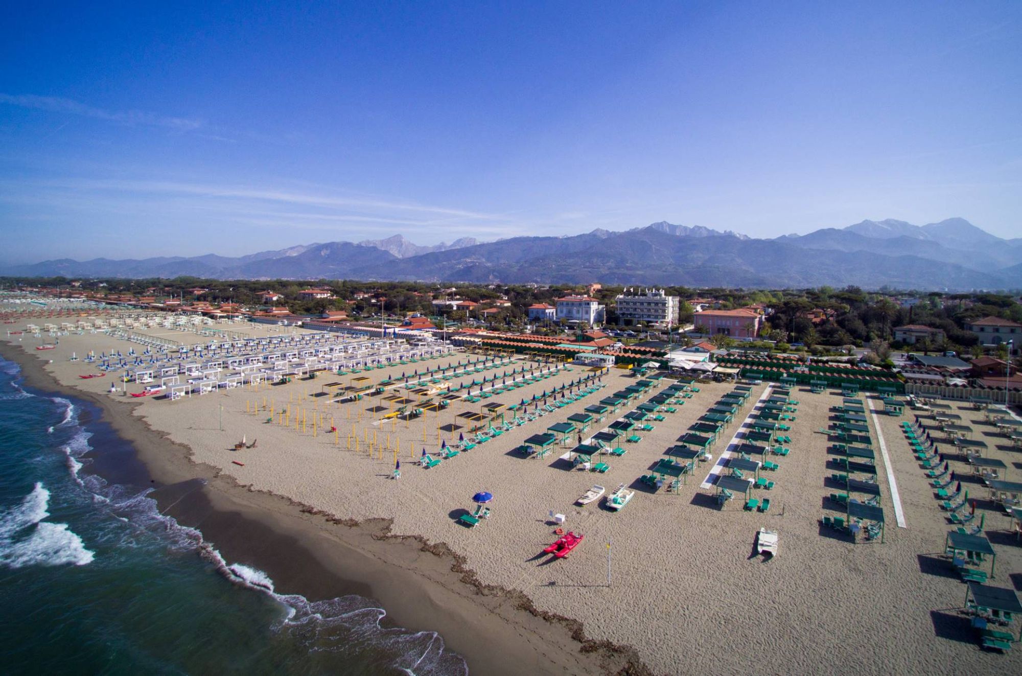 routes_hero-image-alt Forte dei Marmi