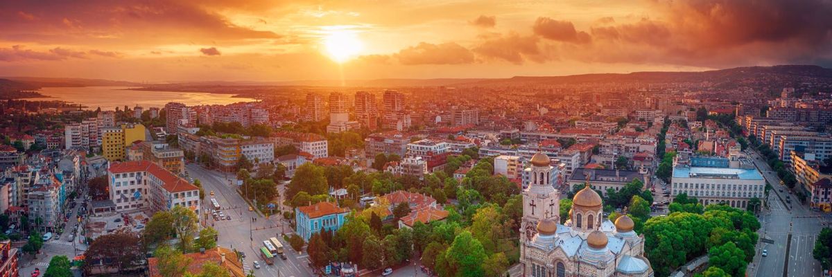 Eine schöne Aussicht vom Zentrum aus Varna-mobile