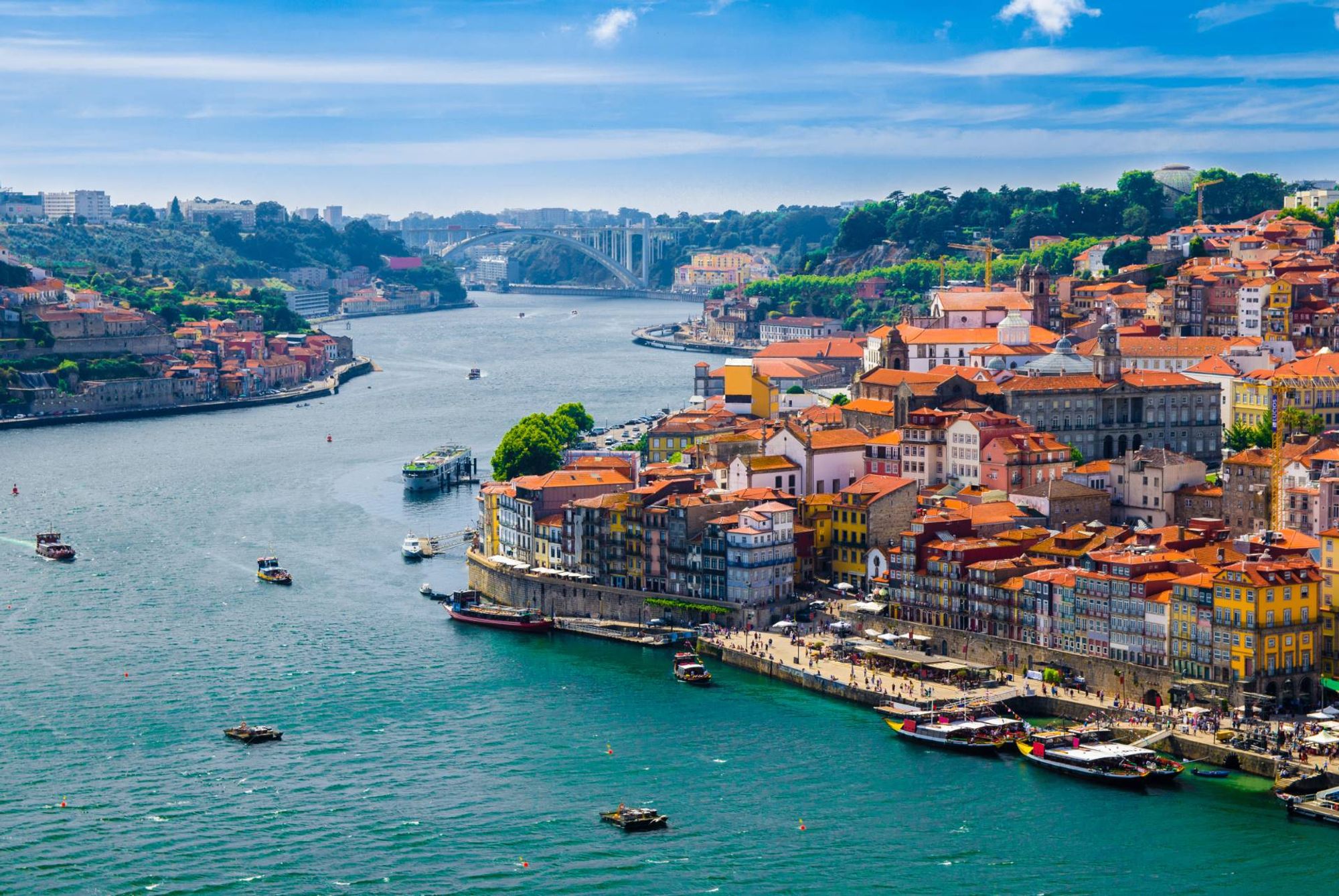 Porto - Any hotel станция в пределах Porto, Portugal