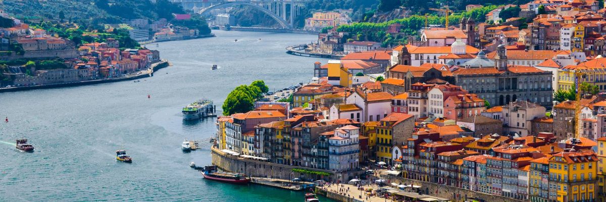 Eine schöne Aussicht vom Zentrum aus Porto