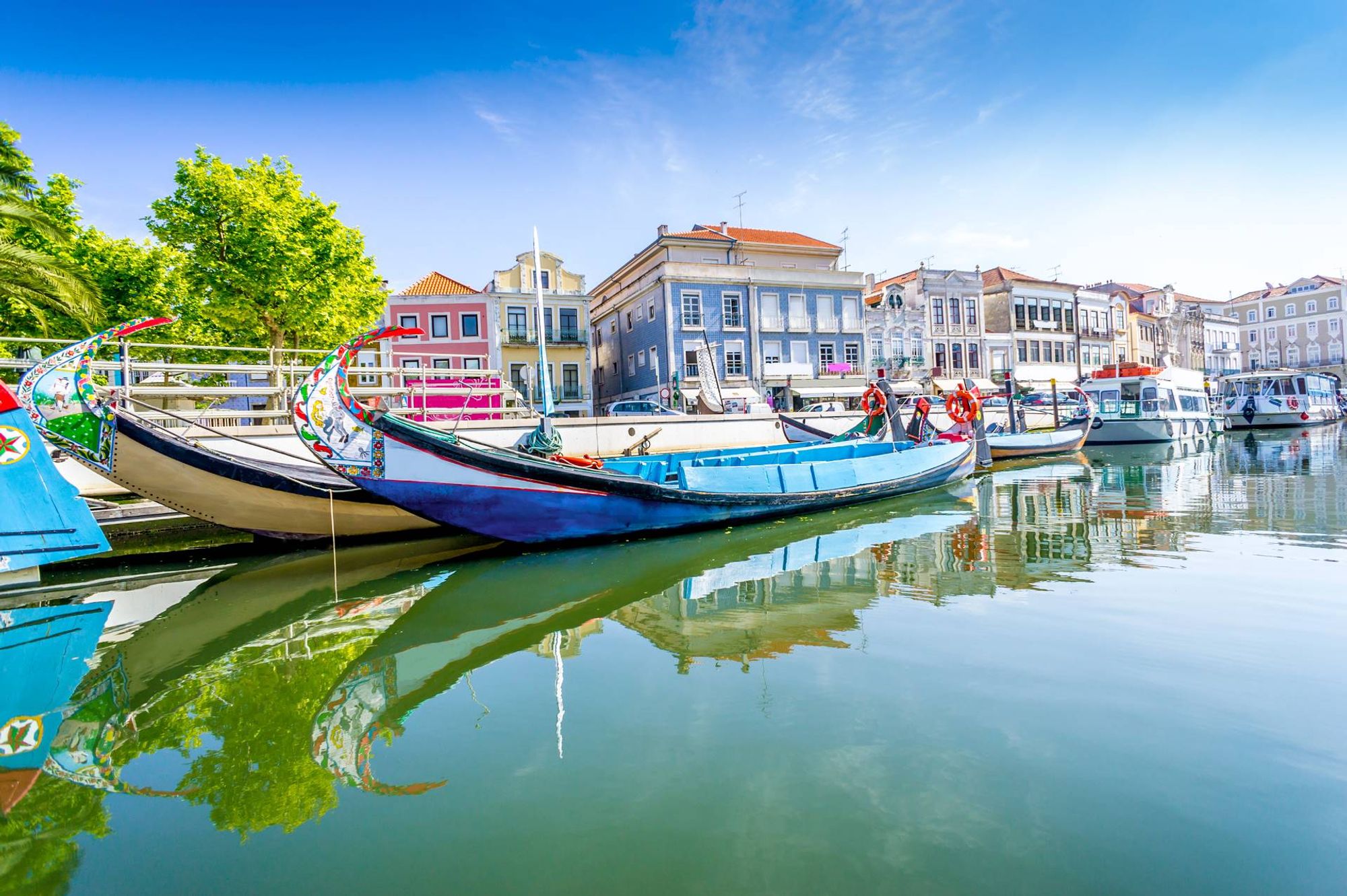 Aveiro - Any hotel estação dentro de Aveiro, Portugal