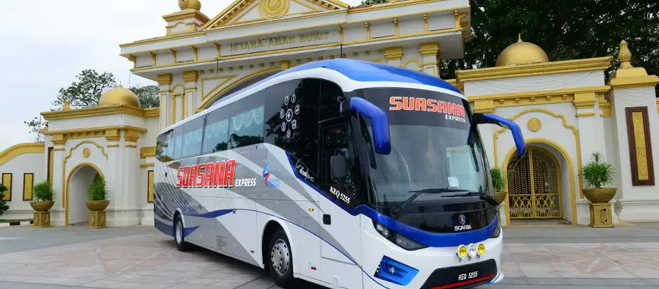 Suasana Express bringing passengers to their travel destination