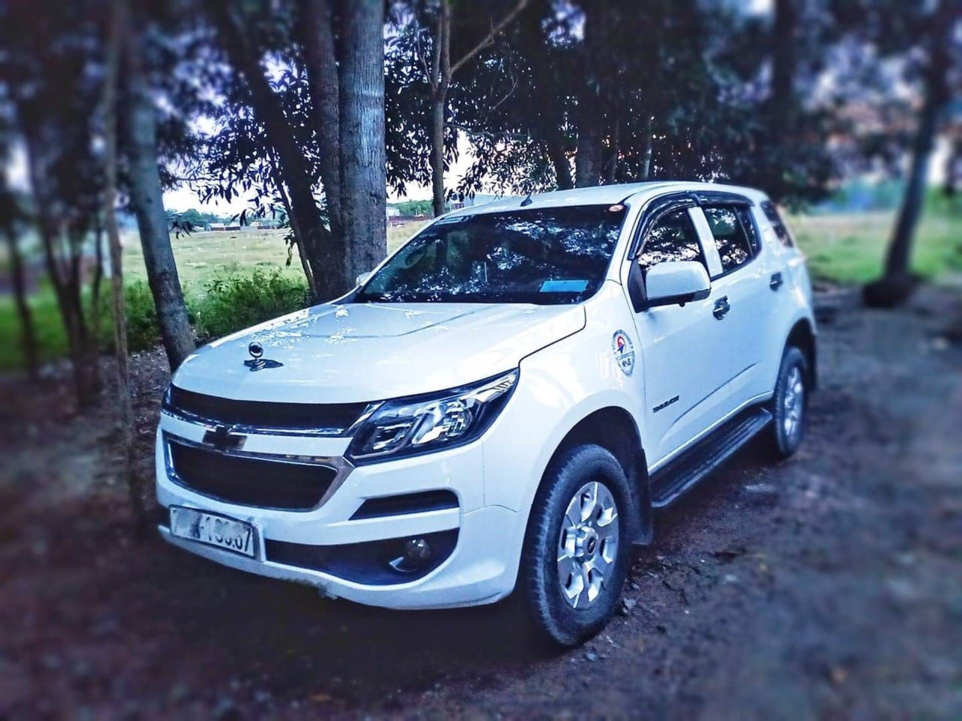 SUV Car 5 PAX