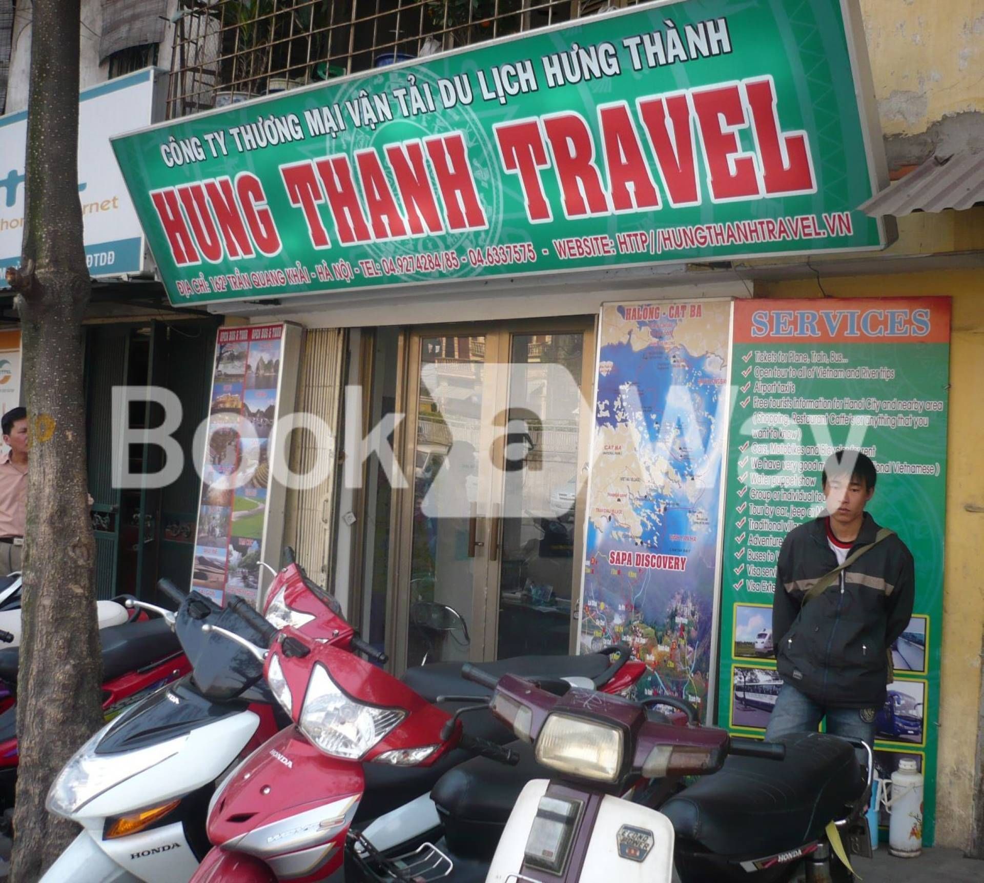 Hung Thanh Travel Office & Bus Stop