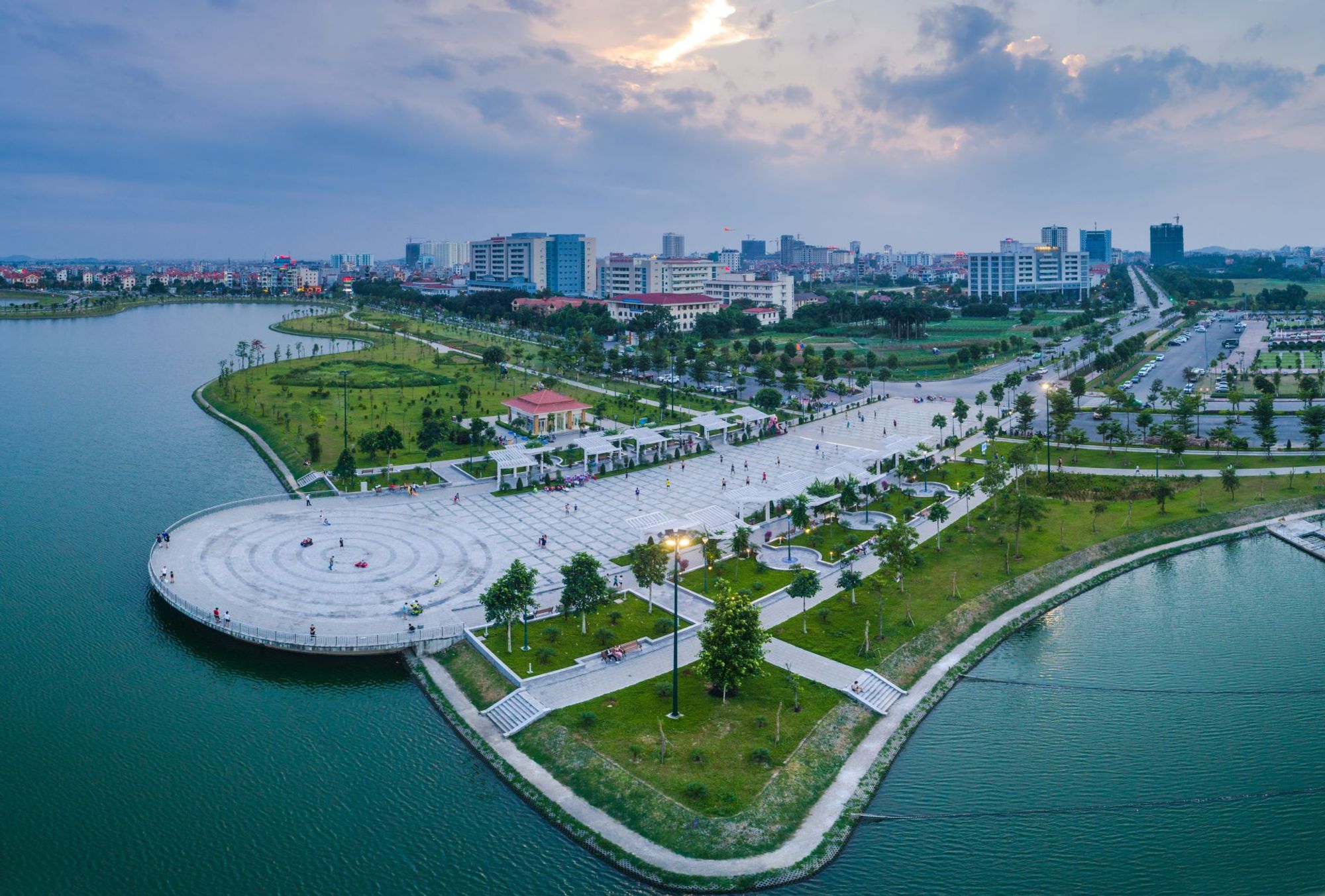 Vincom Plaza Bac Ninh 이내의 역 Bac Ninh, Vietnam