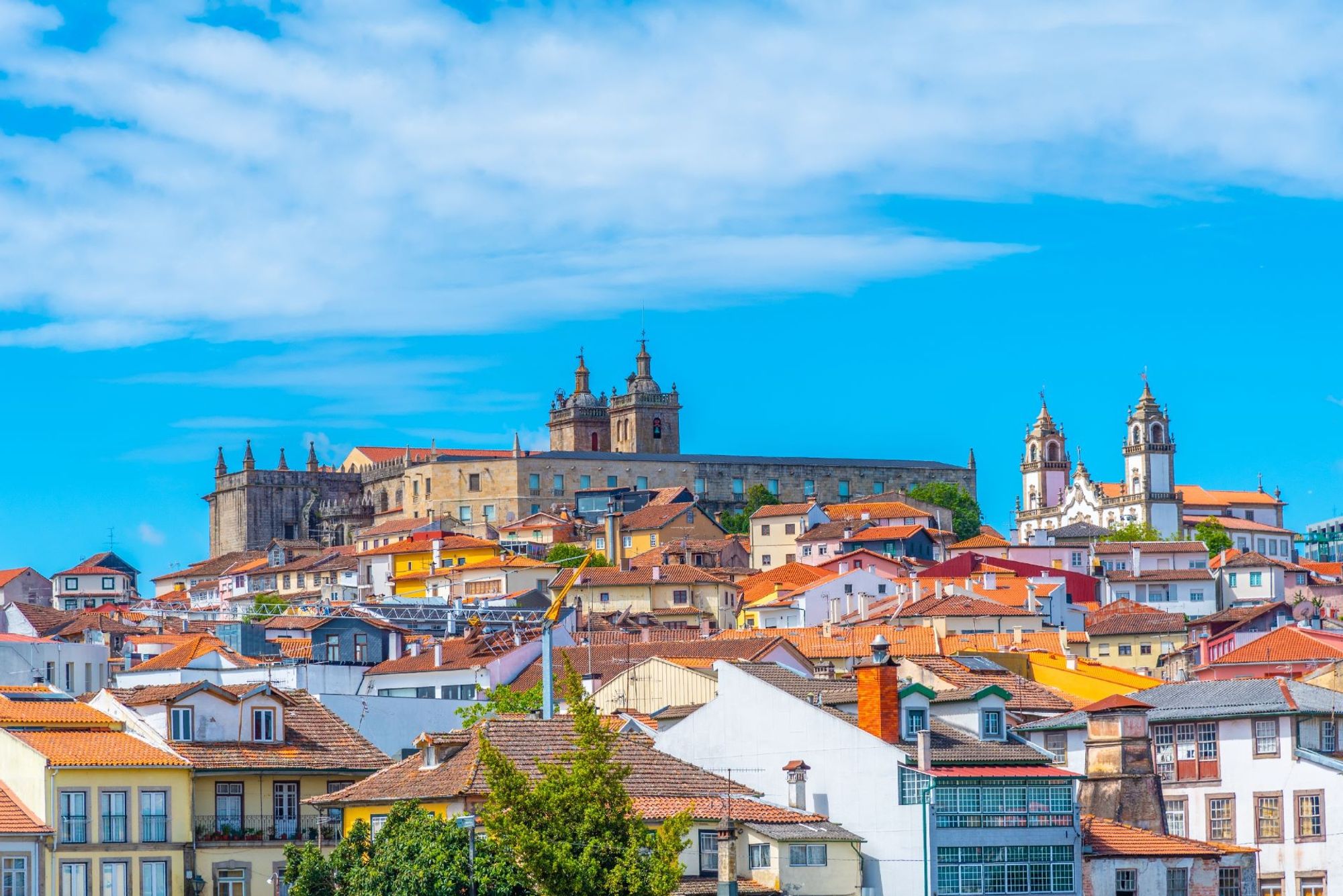 Viseu - Any hotel nhà ga trong khoảng Viseu, Portugal