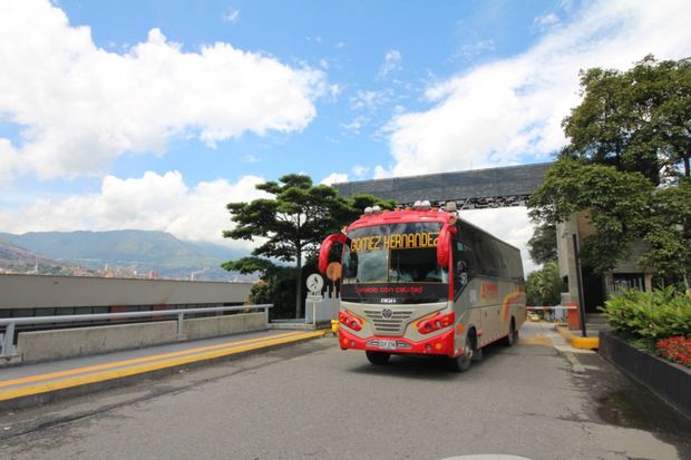 Transports pour aller de Mutata à Medellin