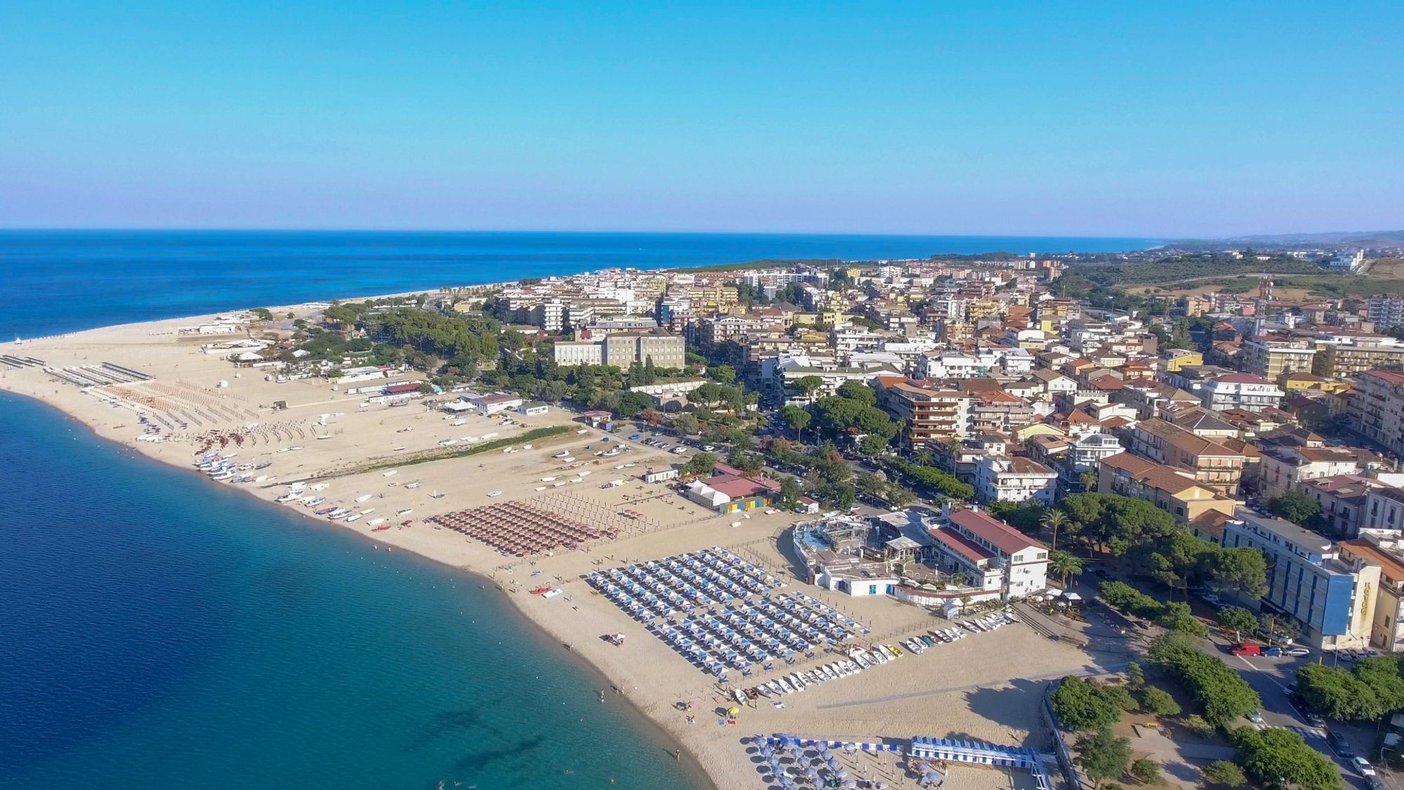 Satriano station binnen Soverato Marina, Italy