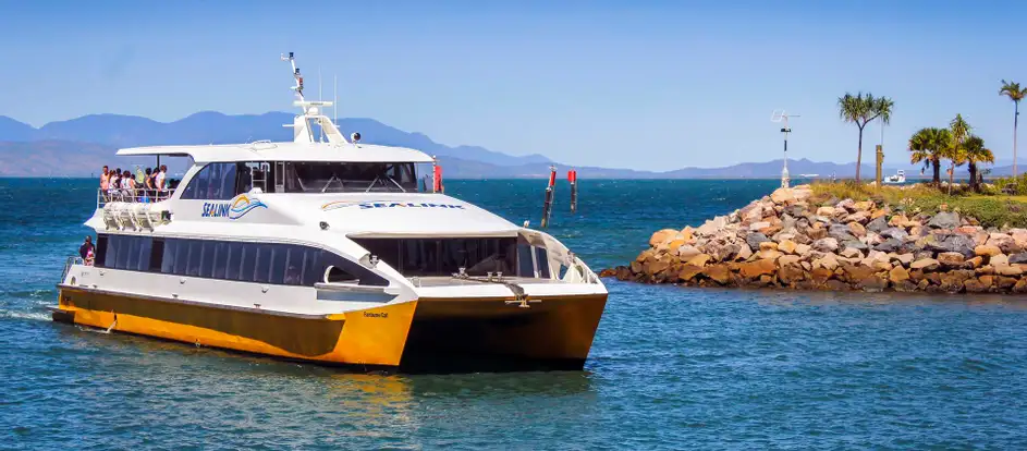 Sealink Queensland Magnetic Island bringing passengers to their travel destination