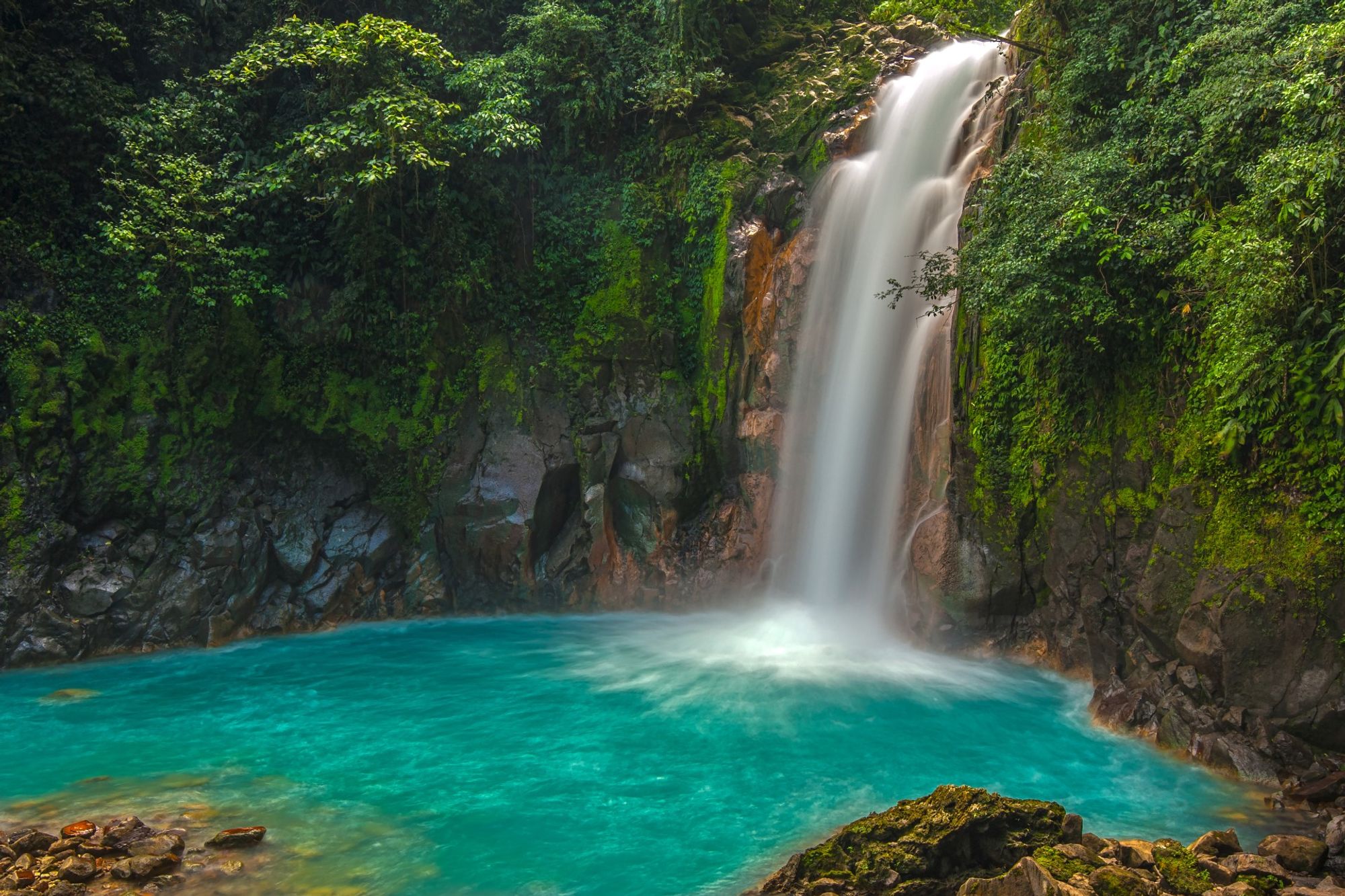 Eine bezaubernde Szenerie vom Zentrum aus Rio Celeste