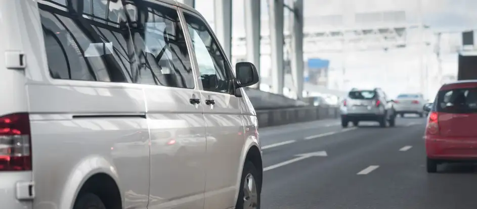 Uma Travel bringing passengers to their travel destination