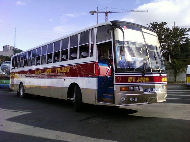 Transports pour aller de Manila à Naga