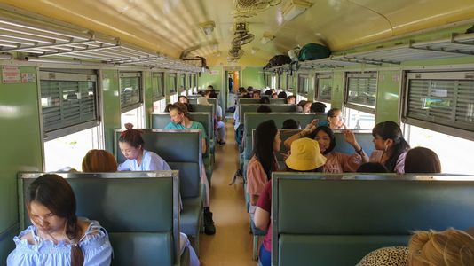 Third Class Seat Fan train 