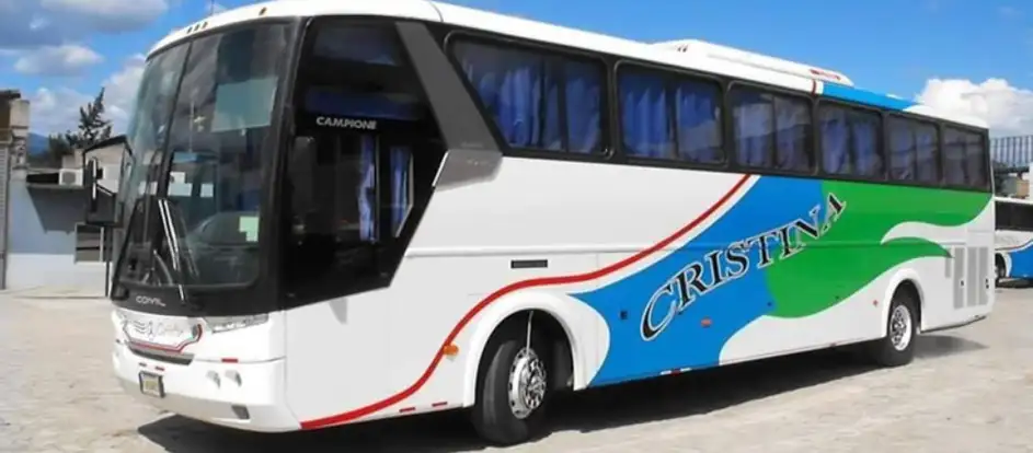 Transportes Cristina bringing passengers to their travel destination