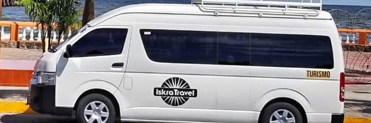 Iskra Travel bringing passengers to their travel destination