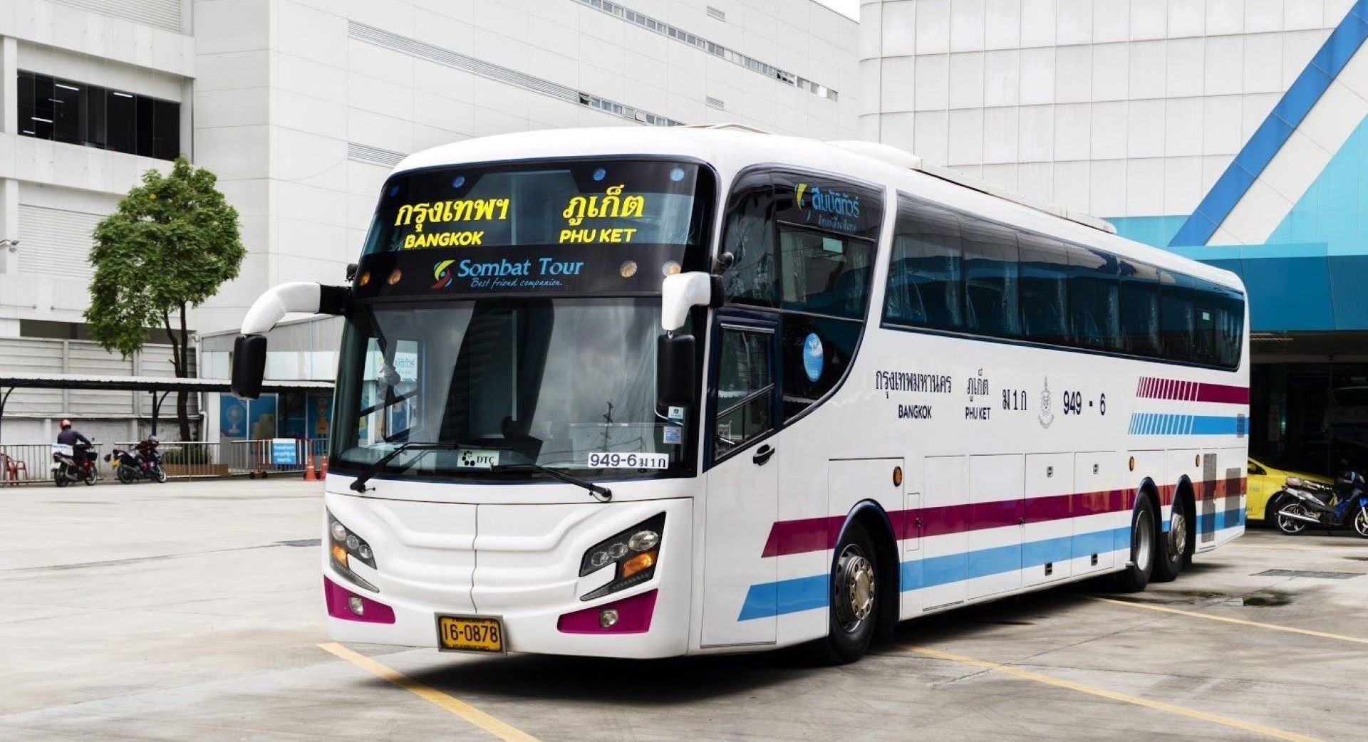 VIP 33 Seats Bus 