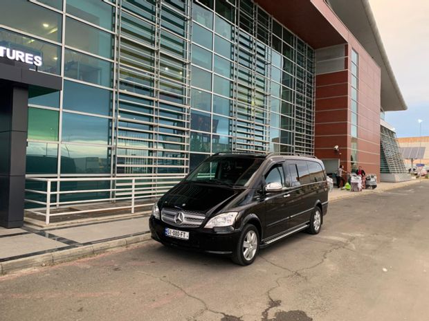 Transports pour aller de Mestia à Tbilisi