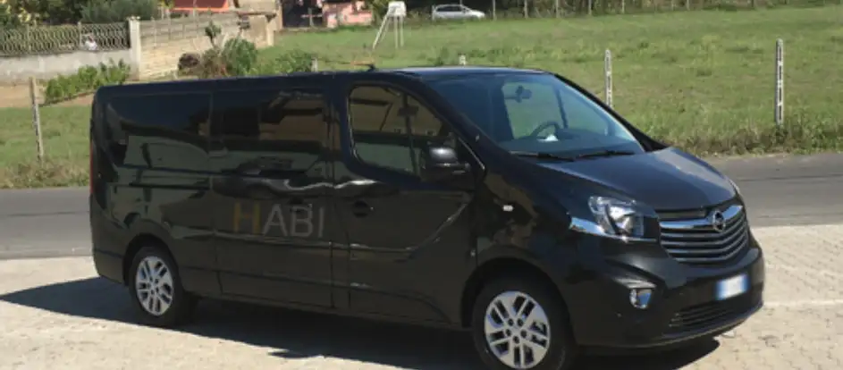 Rome Habi Cabs bringing passengers to their travel destination