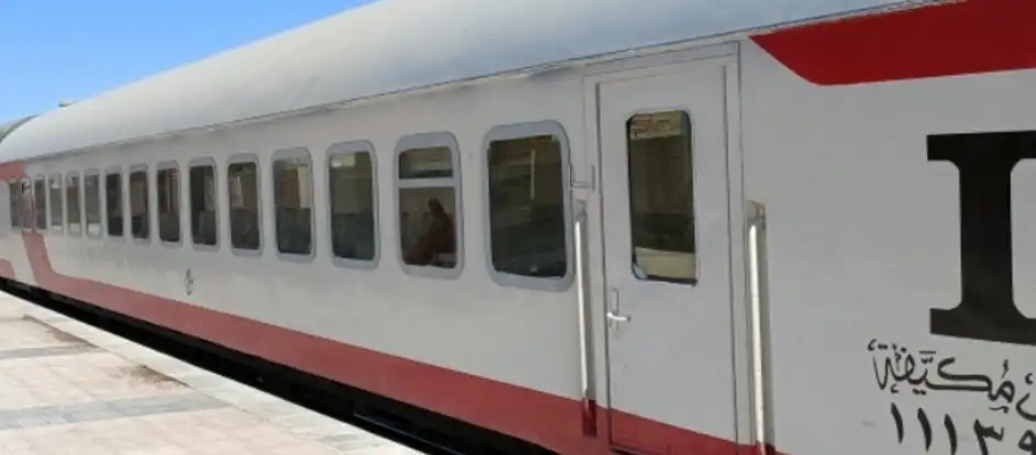 Egyptian National Railways bringing passengers to their travel destination