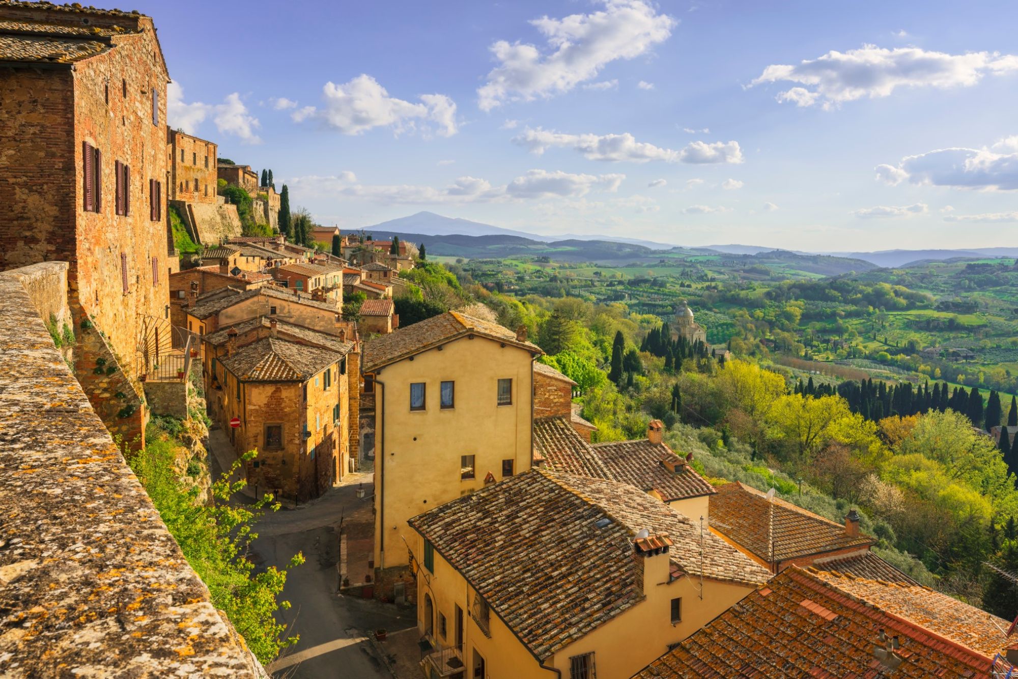 routes_hero-image-alt Montepulciano