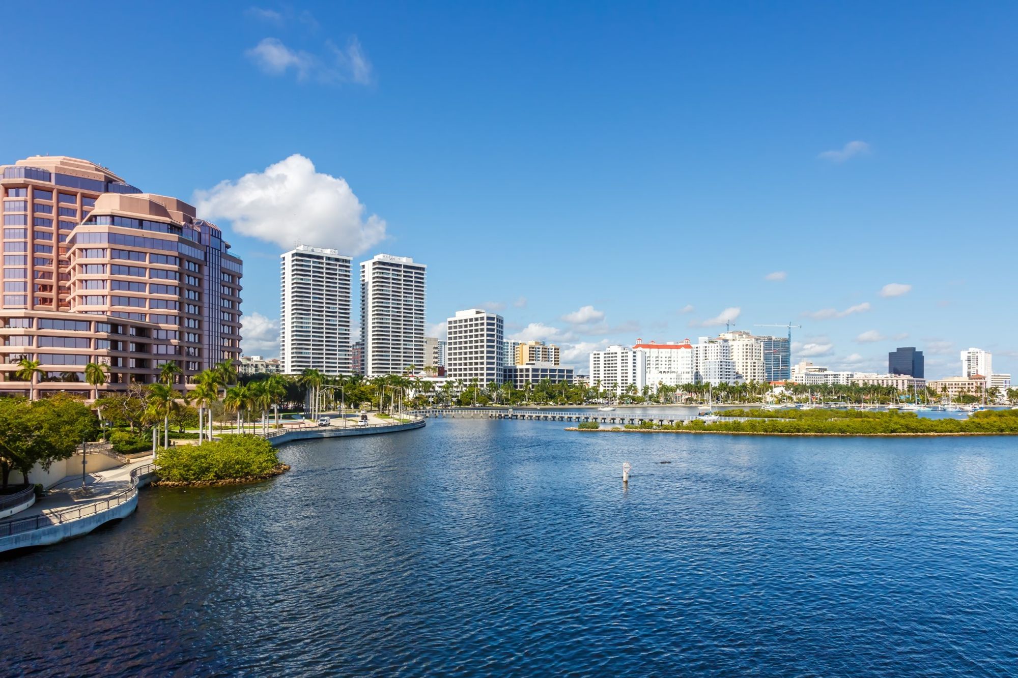 A captivating backdrop of central West Palm Beach