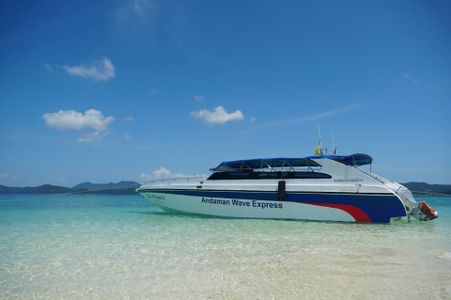 Speedboat van-ferry 