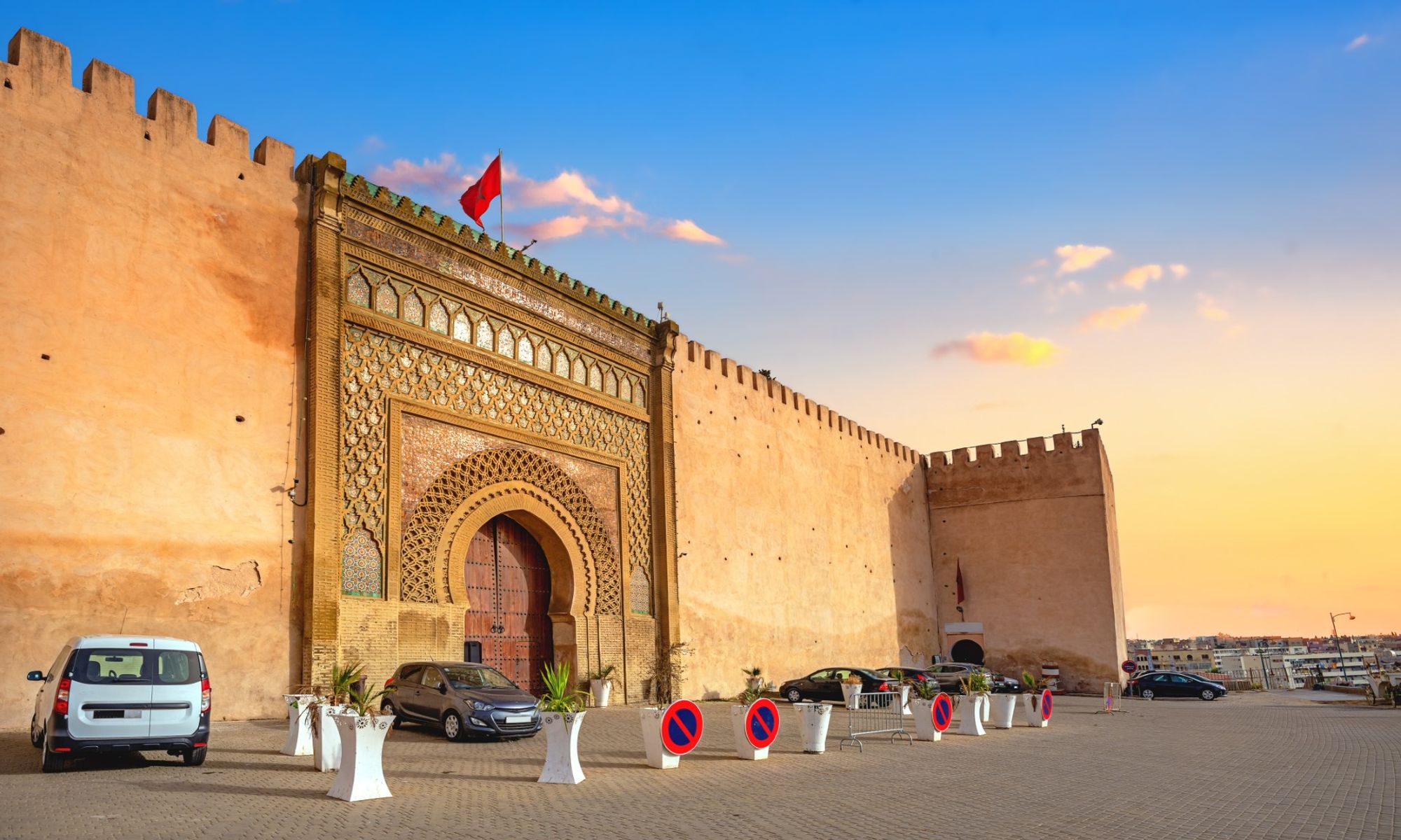 Meknes bus stop estação dentro de Meknes, Morocco