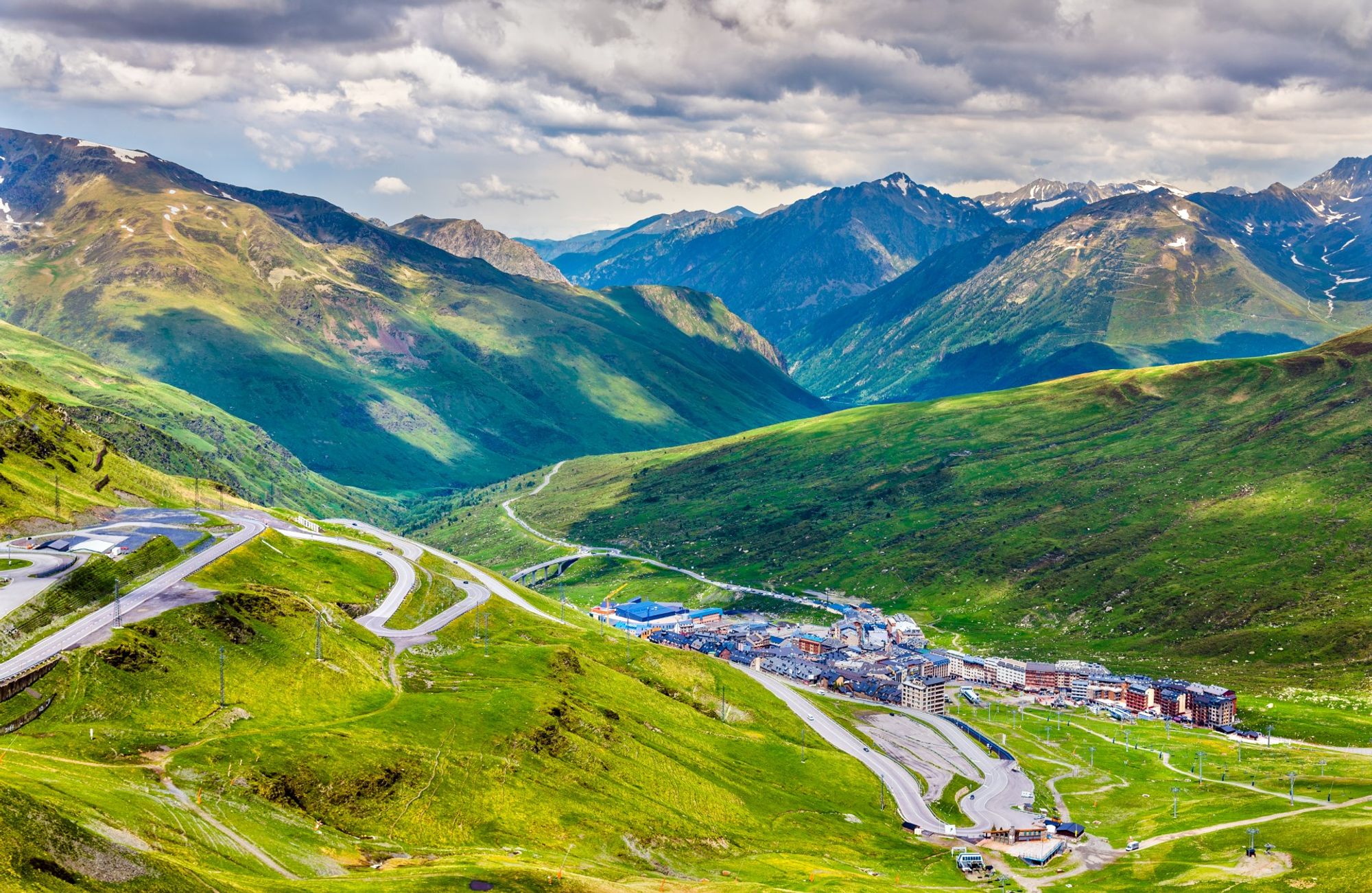 中心部の魅惑的な背景 Pas de la Casa