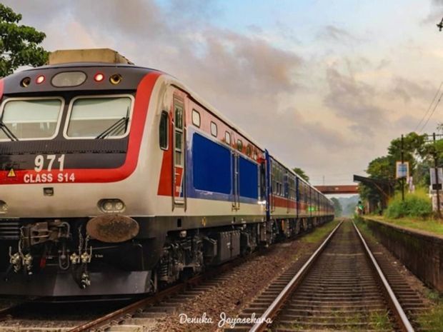 Transports pour aller de Ella à Badulla