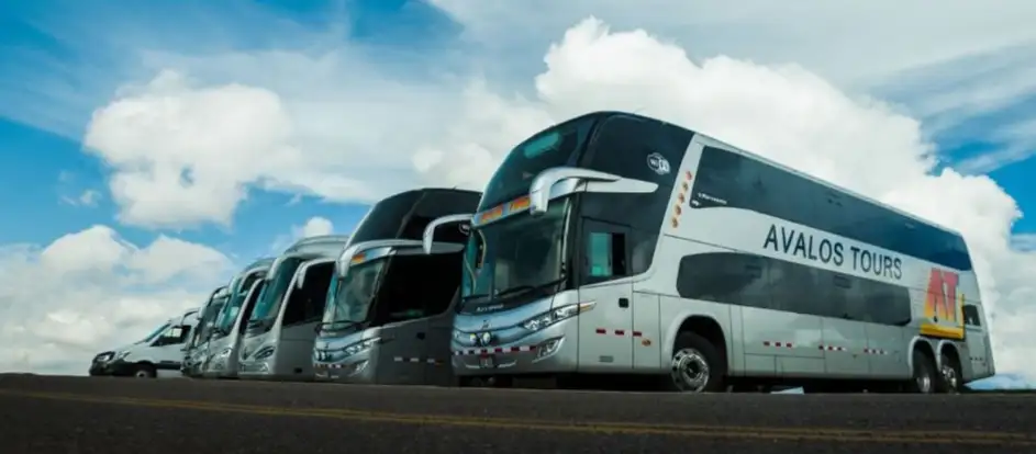 Avalos Tours bringing passengers to their travel destination