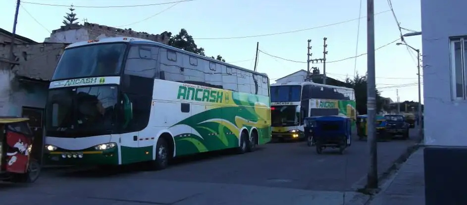 Cooperativa de Transportes Ancash bringing passengers to their travel destination