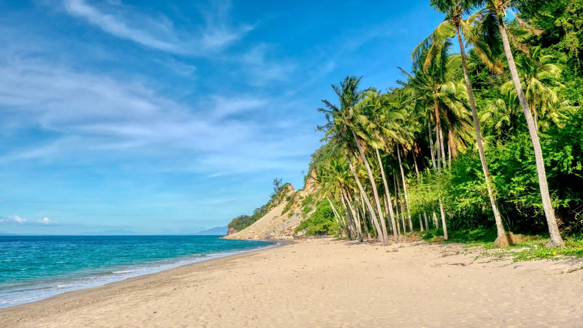 往中心看去，远处的风景令人叹为观止 Occidental Mindoro