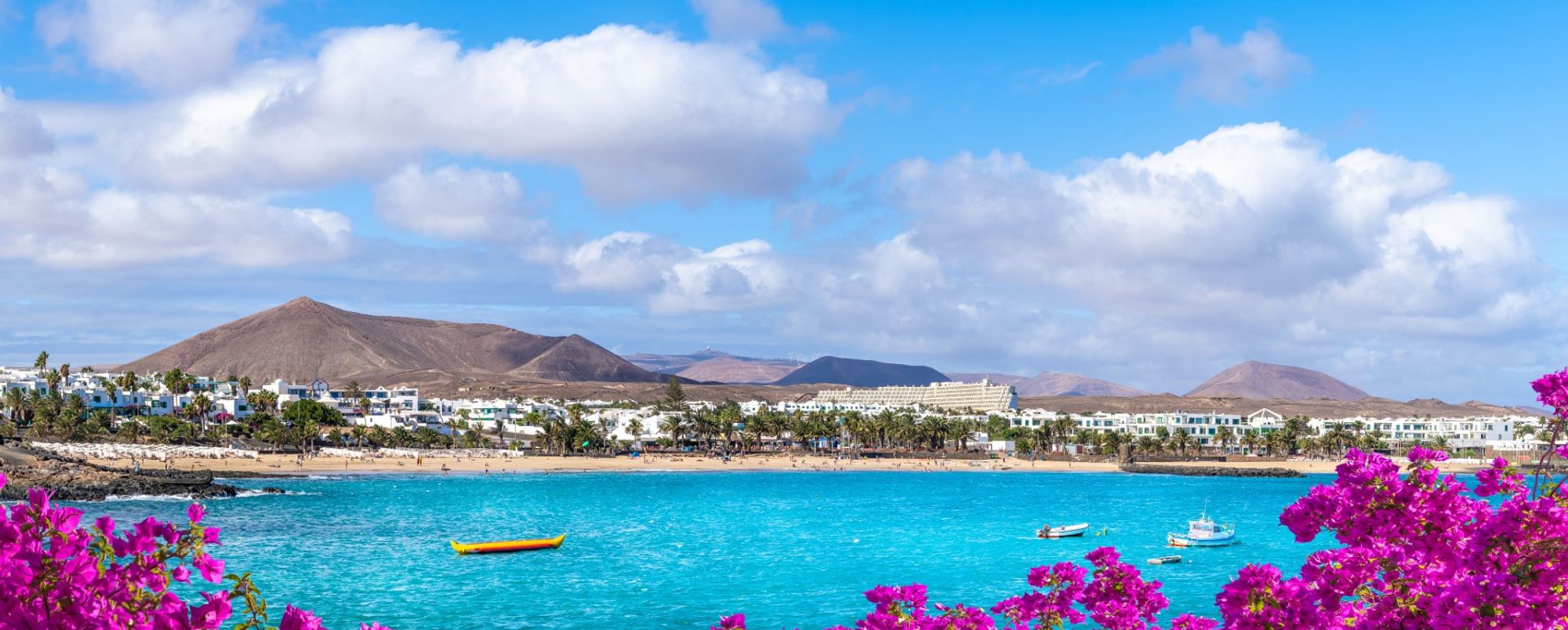 Uno sfondo accattivante di centrale Costa Teguise, Lanzarote