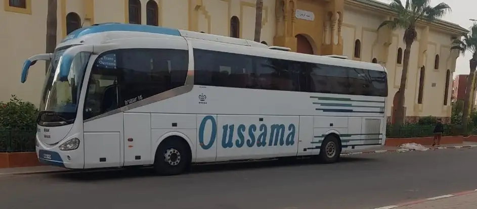 Oussama amener les passagers à leur destination