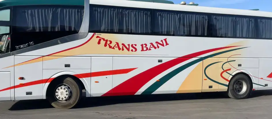 Trans Bani Du Sud bringing passengers to their travel destination