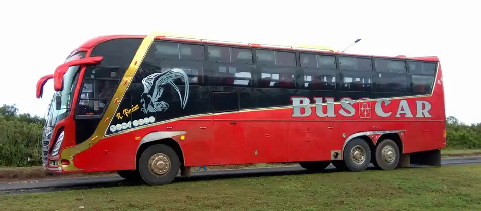 Buscar bringing passengers to their travel destination