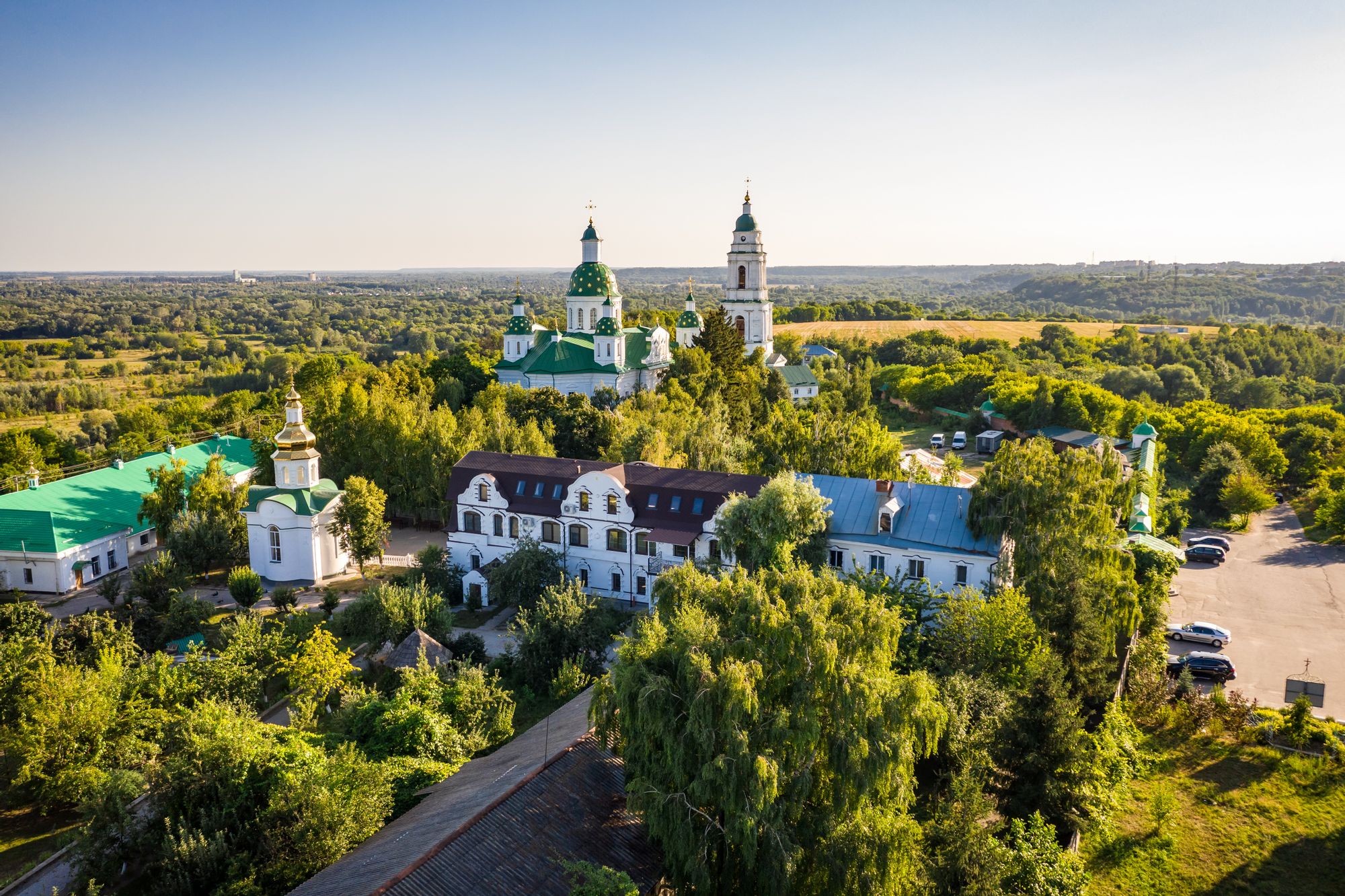 ทิวทัศน์ที่งดงามจากภายในใจกลางเมือง Lubny
