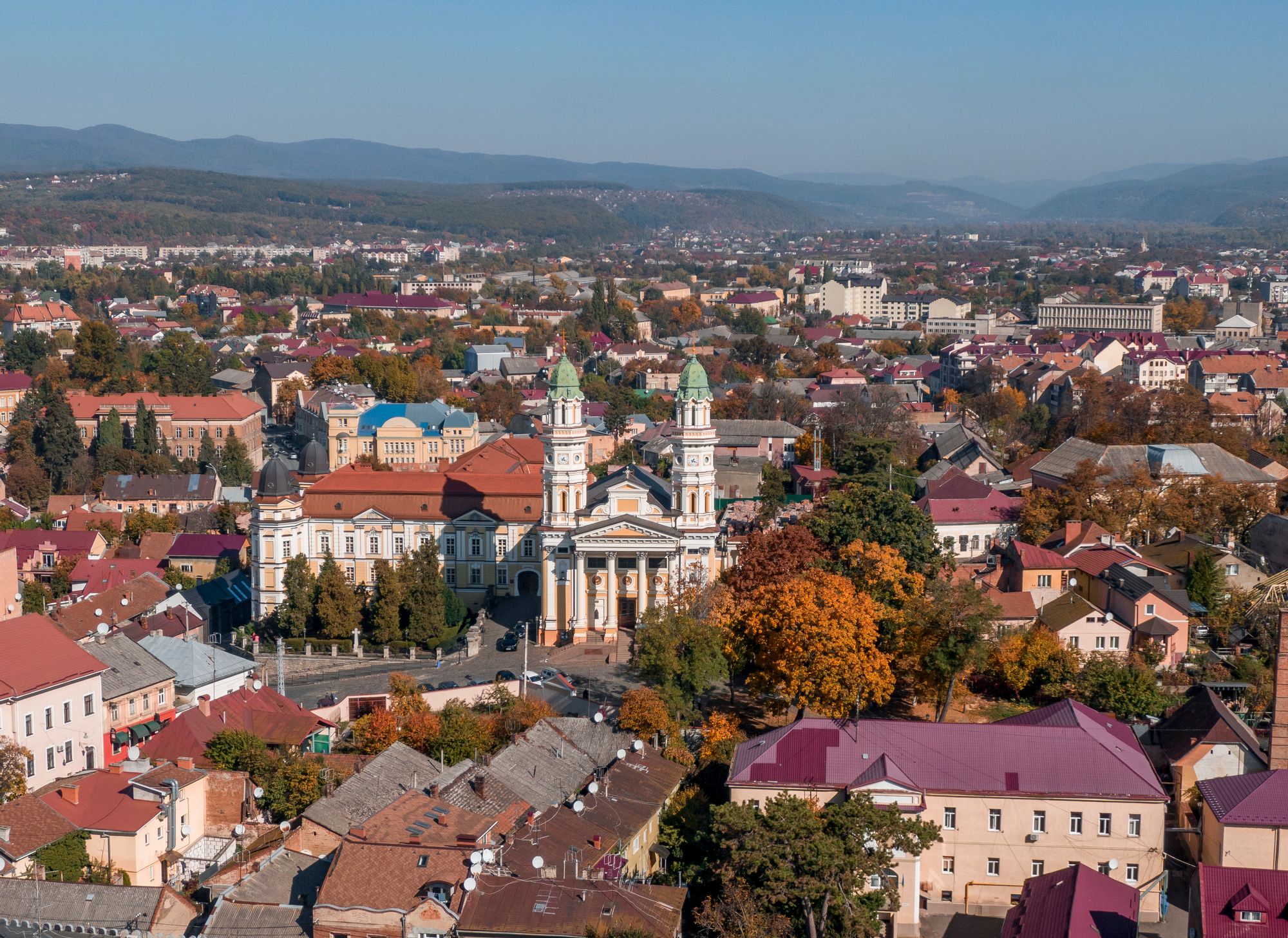 Uzhgorod 駅内 Uzhhorod, Ukraine