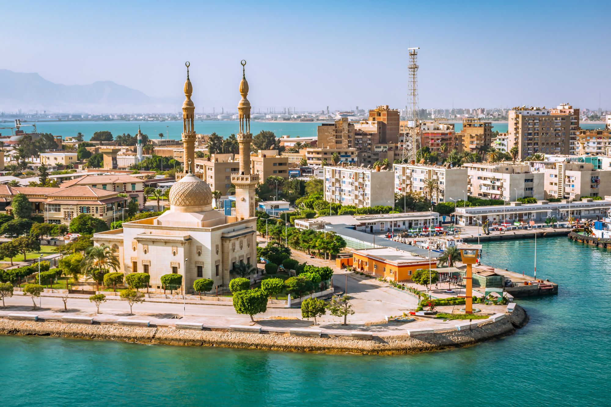 A captivating backdrop of central Suez