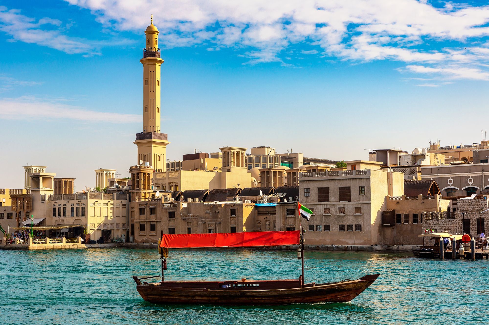 往中心看去，远处的风景令人叹为观止 Bur Dubai