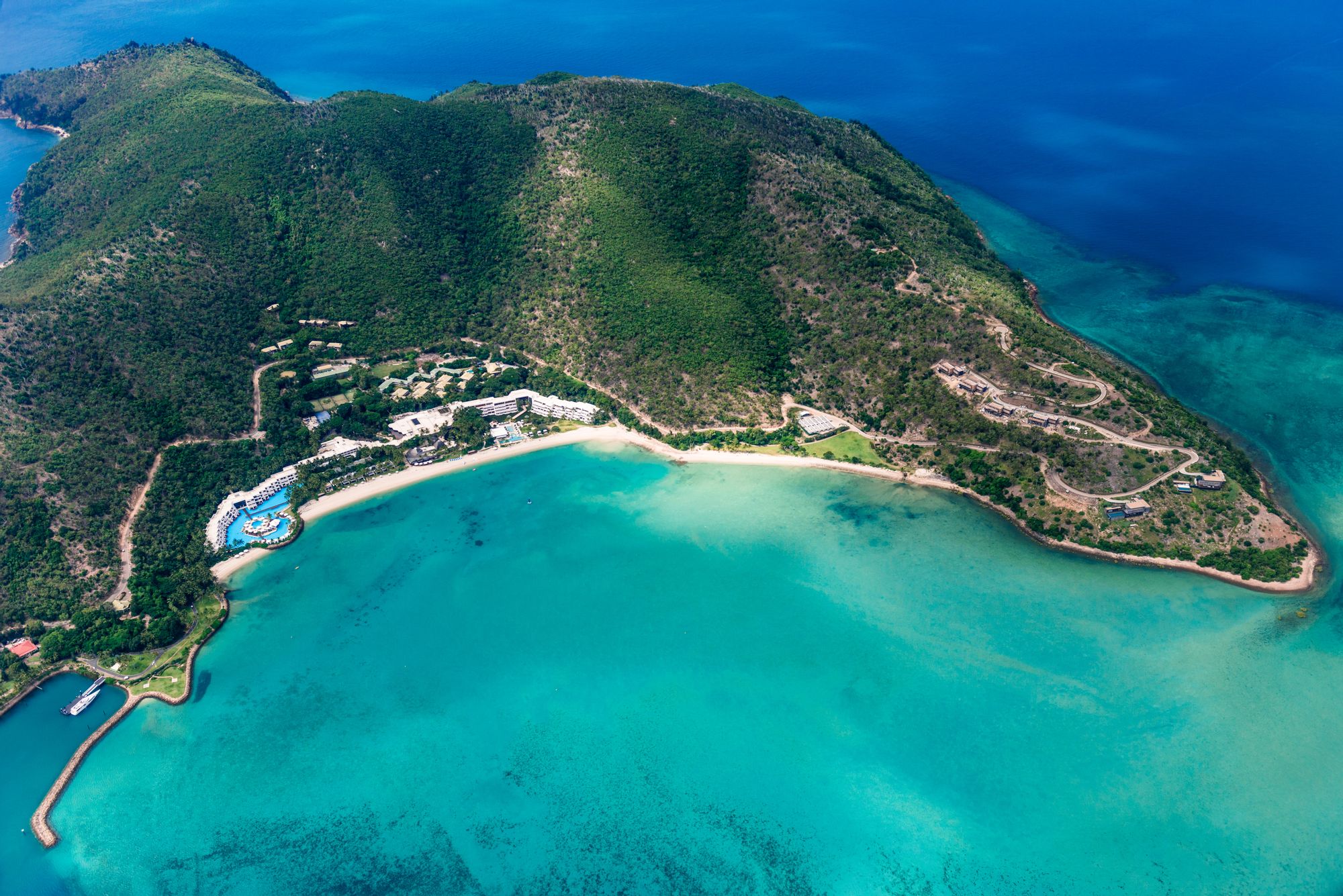 routes_hero-image-alt Hamilton Island